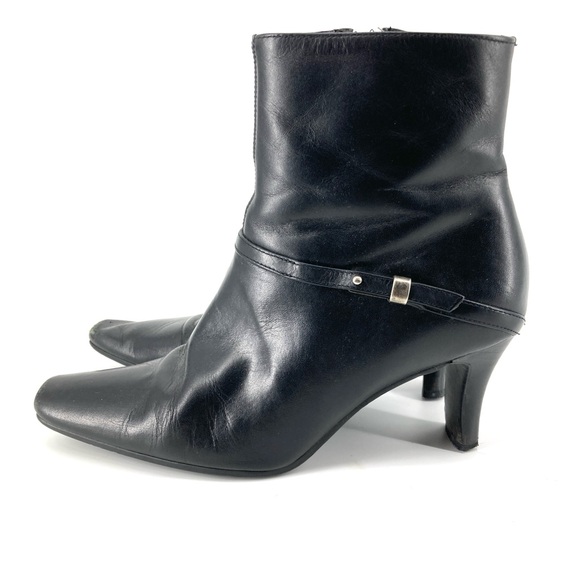 Hillard & Hanson Black Leather Heeled Booties - Picture 1 of 12